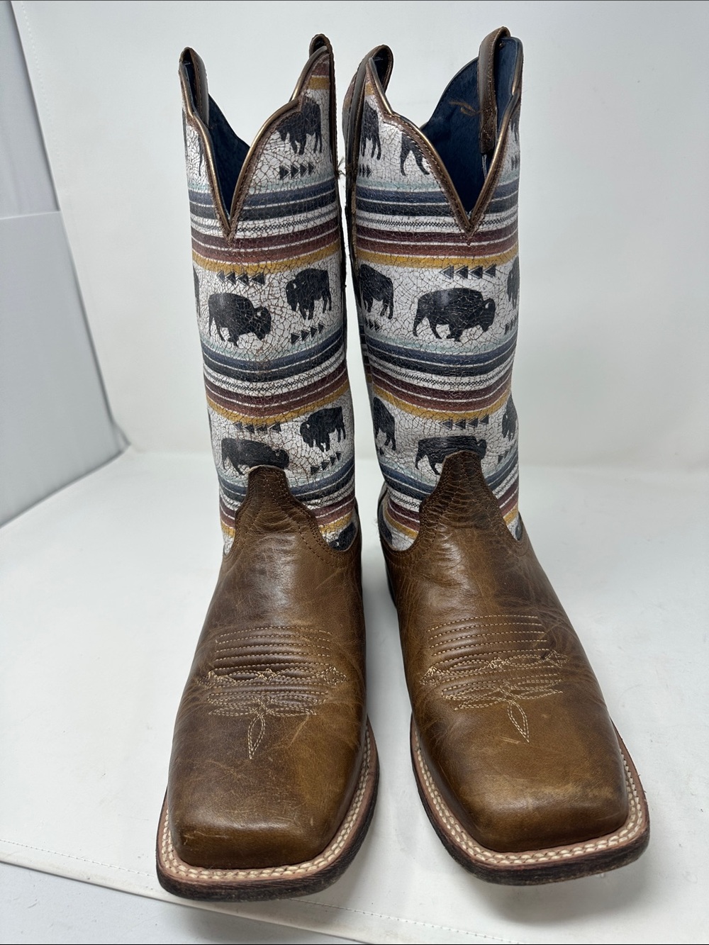 Ariat Boots Size 10B - Picture 2 of 7